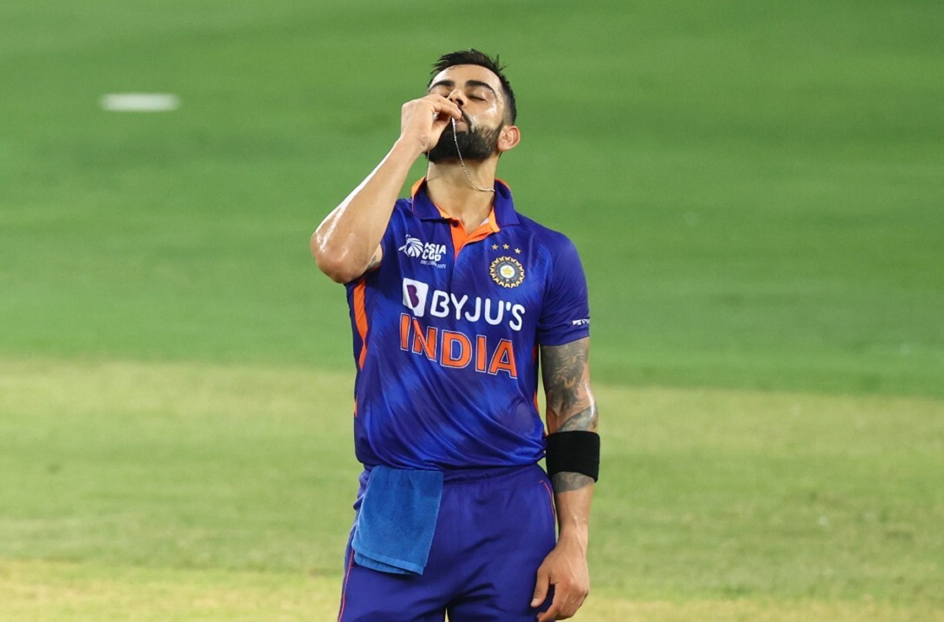 Virat Kohli celebrates his 71st century